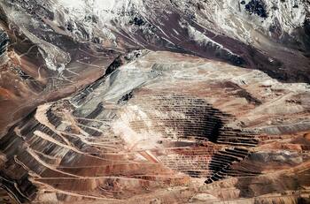 Minera canadiense busca instalar mina de Oro en esta región de Chile: sería potencia mundial