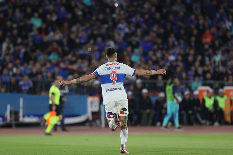 , delantero de la Universidad Católica. Foto: Agencia Aton.