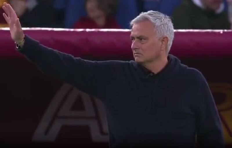 El notable gesto de Mourinho para frenar los cánticos racistas de sus aficionados