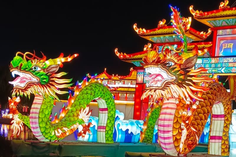 El festival busca mostrar lo mejor de la cultura asiática, a través de una exposición de más de una treintena de linternas de papel. Créditos: Fesiluz.