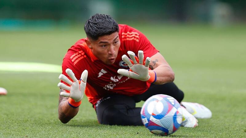 Brayan Cortés apunta como titular para Ricardo Gareca.