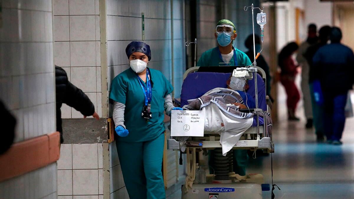 Minsal: Chile supera los 220 mil casos y llega a 3.615 fallecidos por covid-19