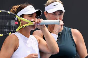 Alexa Guarachi se despidió en el debut del dobles de Roland Garros