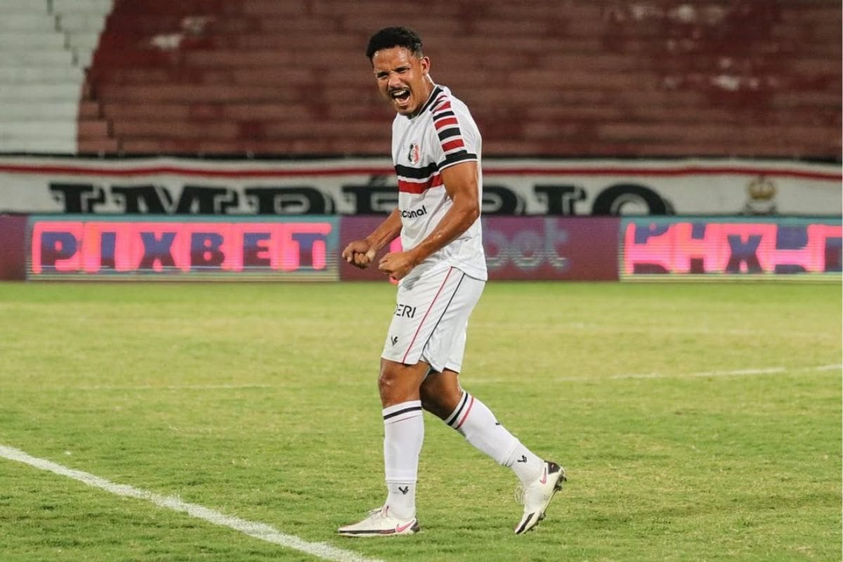 Tragedia en Brasil: futbolista muere justo antes de un partido en el Paulistão Tragedia en Brasil: futbolista muere justo antes de un partido en el Paulistão