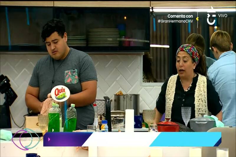 Rubén no quiere dejar cocinar a Pincoya