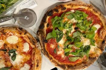 Esta pizzería chilena fue reconocida como la tercera mejor de América Latina ¿Dónde está ubicada?