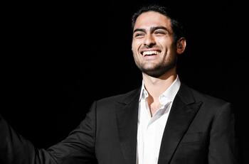 “Para mi padre ha sido divertido ser llamado ‘el suegro’”: Matteo Bocelli habla del cariño que recibe de Chile