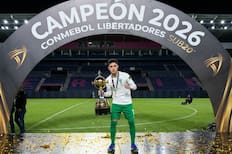 “Cosas del Clásico”: figura de Wanderers explica cómo llegó la Copa Libertadores al complejo de Everton