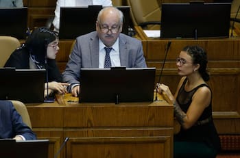 ¿Por qué Chile Vamos y Republicanos se oponen a duelo oficial por muerte de Guillermo Teillier?