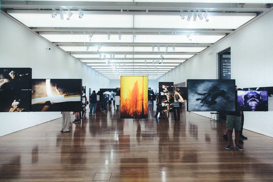 Disfruta de ir a un buen museo en los días lluviosos y anímate a salir de tu hogar.