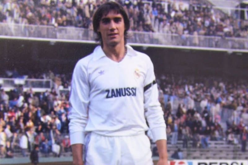 Estuvo cerca de fichar en Everton. Foto: Instagram @elfutboldelsiglo.