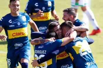 Volante de Everton llegaría a Huachipato y podría debutar en el partido contra la U