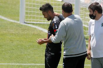 Jiménez comparó al "Coto" Sierra con Mourinho y otro destacado DT europeo