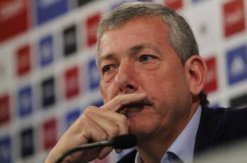 Millonarias pérdidas: La herencia que dejó Carlos Heller a la U tras salir de Azul Azul