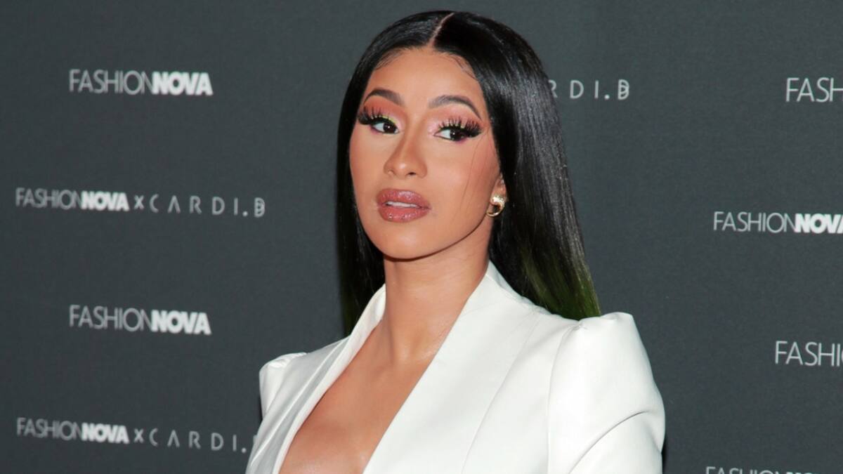 "El Covid-19 se está convirtiendo en un negocio": Cardi B causa polémica por declaraciones contra exámenes del Covid-19
