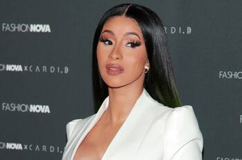 "El Covid-19 se está convirtiendo en un negocio": Cardi B causa polémica por declaraciones contra exámenes del Covid-19