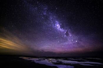 Detectan ondas de radio desconocidas desde el centro de la Vía Láctea