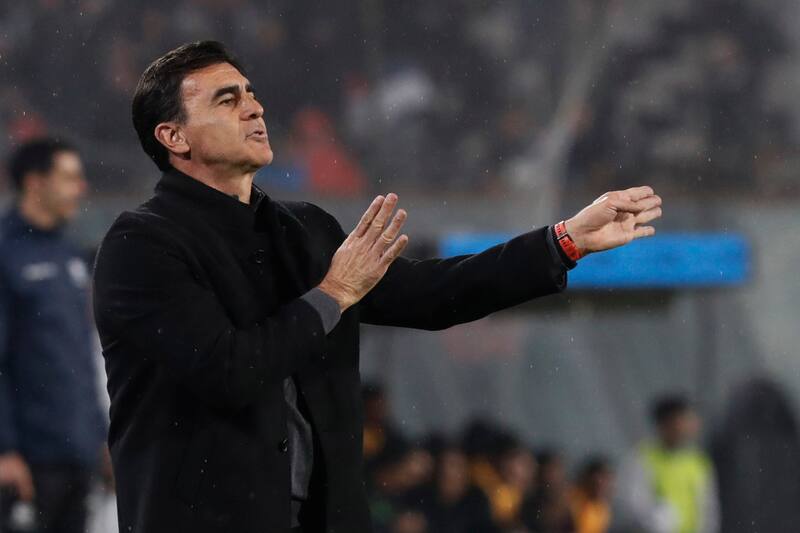 El DT albo está en el ojo del huracán (Foto: Aton)