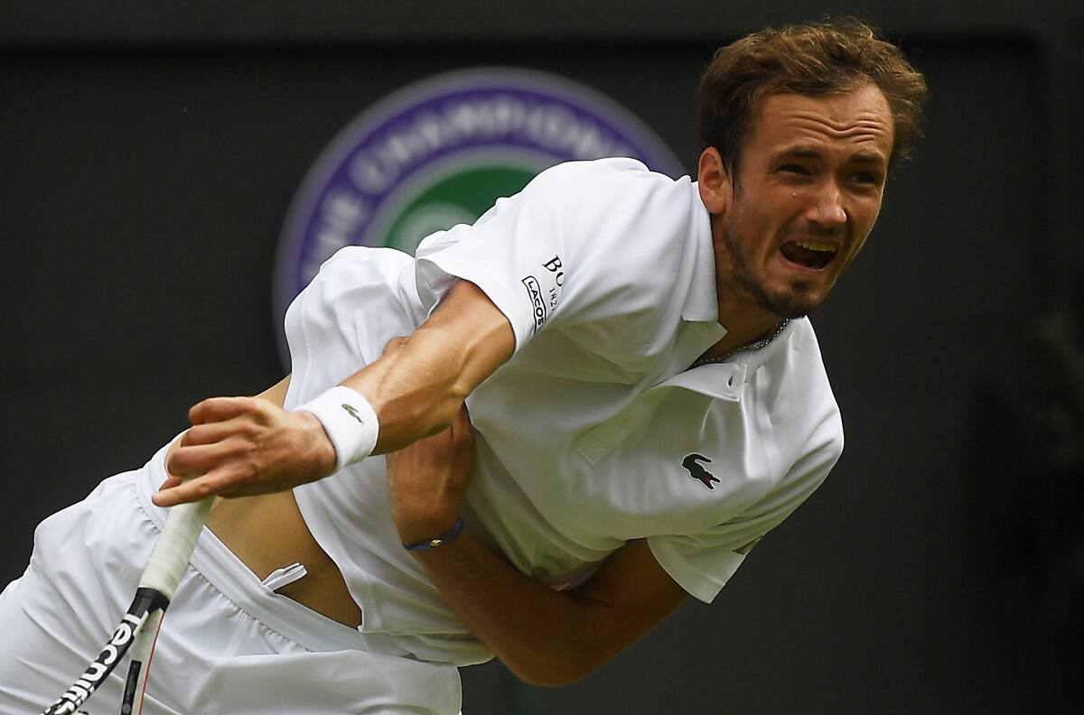 Peligra Medvedev: Wimbledon quiere vetar a los tenistas rusos si no demuestran que están contra Vladimir Putin