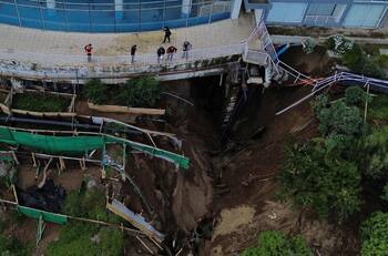 Socavón en Viña del Mar: Administración en alerta ante próximo sistema frontal