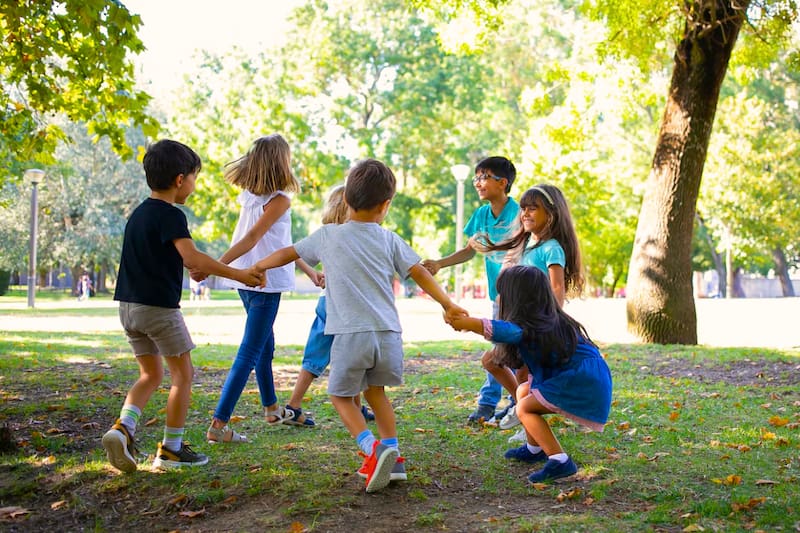 Revelaron una baja en la población infantil y adolescente en el país.