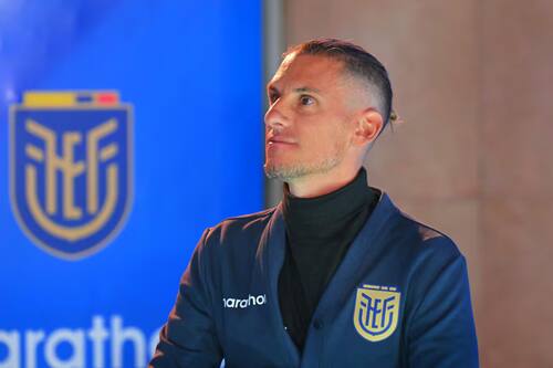 El estratega descartó dirigir a La Roja tras la salida de Ricardo Gareca.