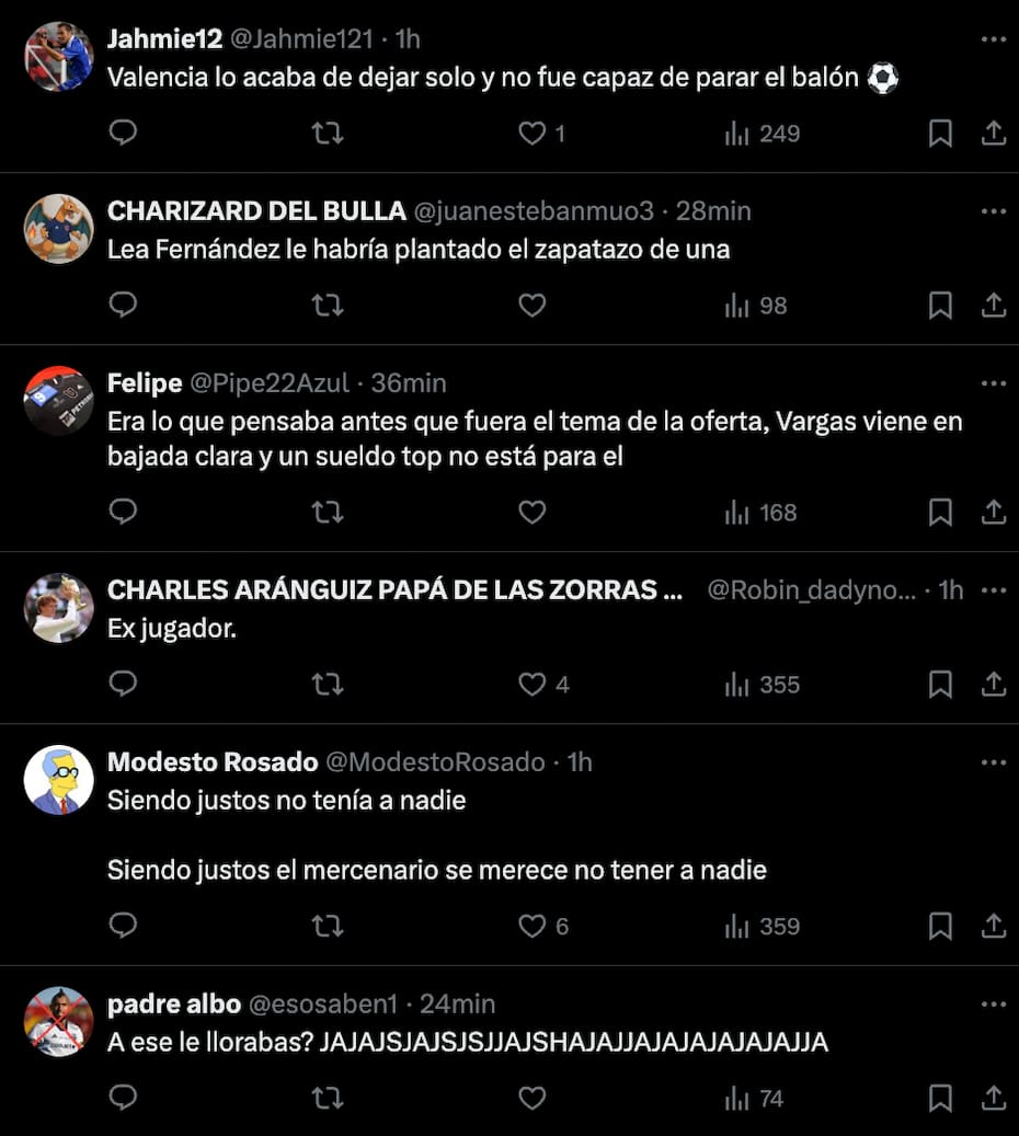 Hinchas de la U se burlaron de jugada del delantero de Audax Italiano.