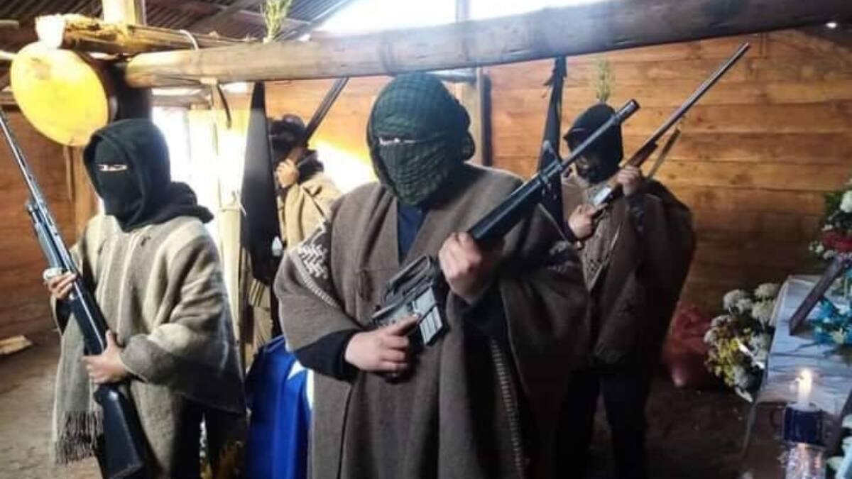 Carahue: Gobierno anunció querella contra comuneros armados en velorio de miembro abatido de la CAM