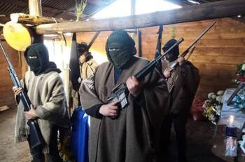 Carahue: Gobierno anunció querella contra comuneros armados en velorio de miembro abatido de la CAM