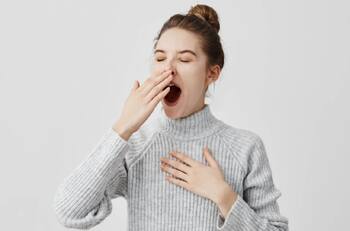 ¿Siempre tienes sueño? Estas son las vitaminas que necesitas tomar