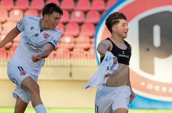 Ñublense sorprendió a La Calera en el epílogo y se convirtió en el nuevo puntero de la Liga de Primera