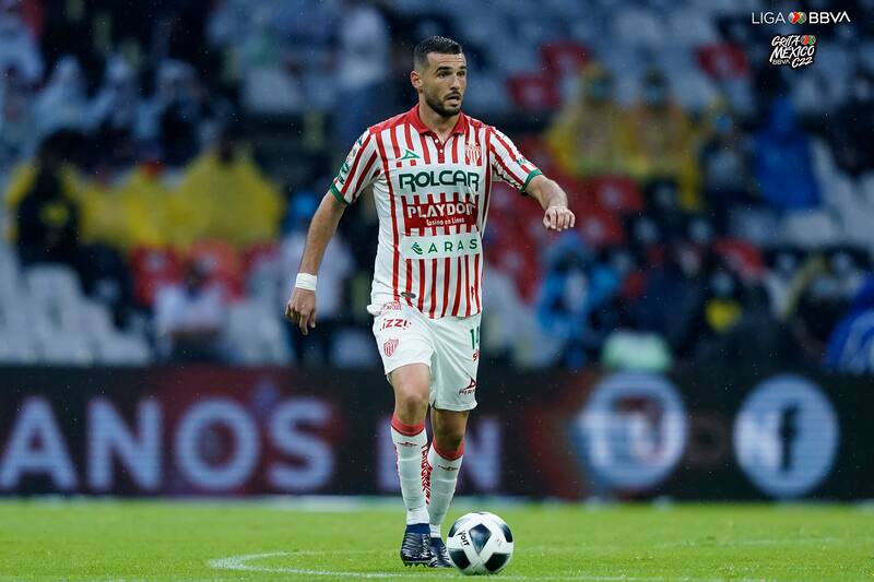 Fabricio Formiliano en Necaxa.