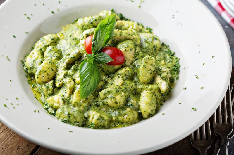 Revisa todo lo qué necesitas para deleitar a tus invitados con esta preparación.