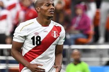 Seleccionado peruano André Carrillo dio positivo por coronavirus