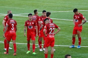 Insólito: Unión La Calera no sabía que no podrá ocupar su estadio por casi un mes