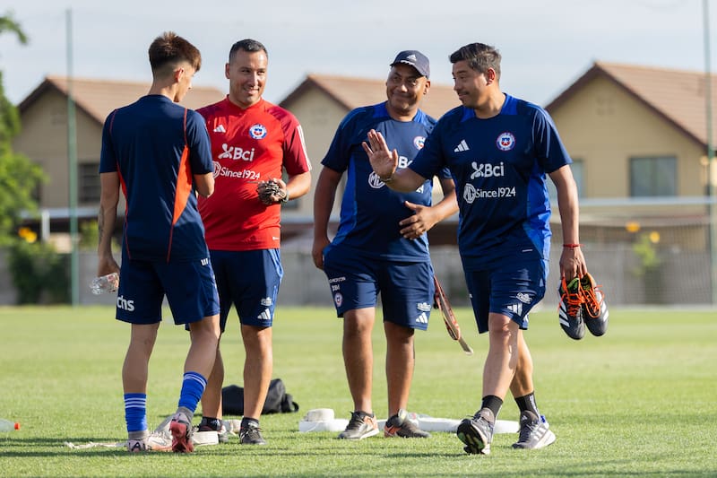 DT de la Selección Chilena Sub-20.