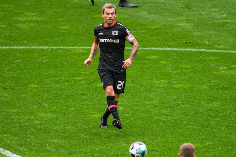 1_charles_aranguiz_capitan_leverkusen