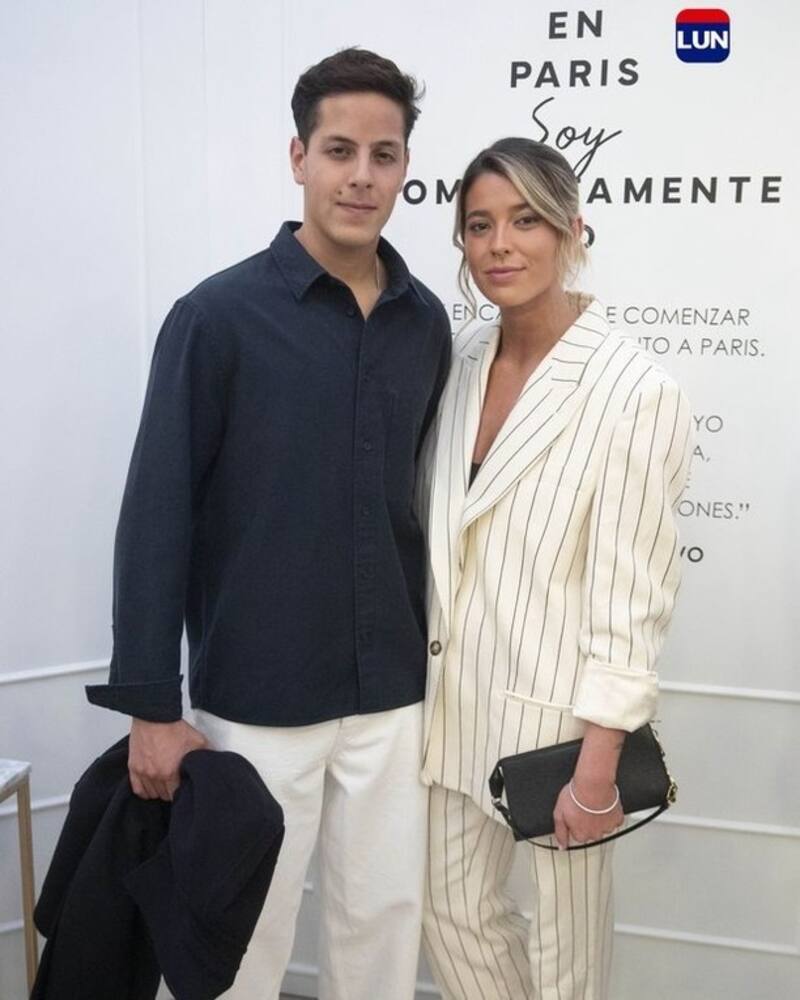 Máximo Menem y su polola, Emilia Hidalgo, por primera vez en un evento público