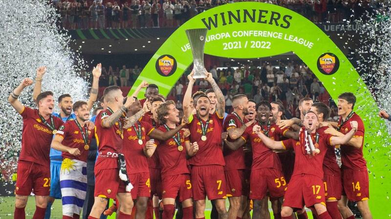 El técnico luso tiene a la "Loba" en el tercer lugar de la Serie A.
@ASRoma