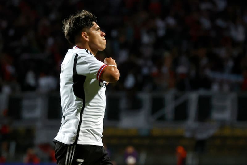 todavía tiene chances de salir de Colo Colo y recalar en Boca (Foto: Photosport)