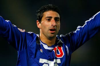 Raúl Estévez analiza volver del retiro para jugar en el fútbol chileno