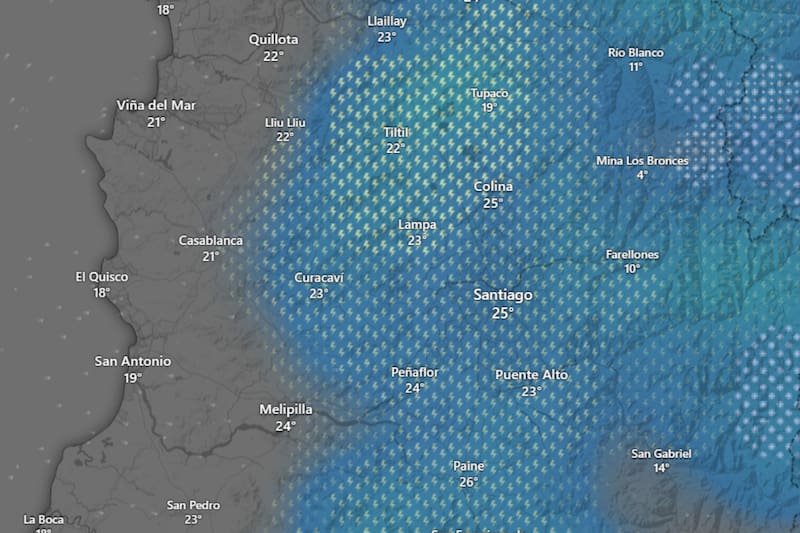 Las precipitaciones se harán sentir a eso de las 17:00 horas en la capital, acompañadas de tormentas eléctricas. Créditos: Windy.