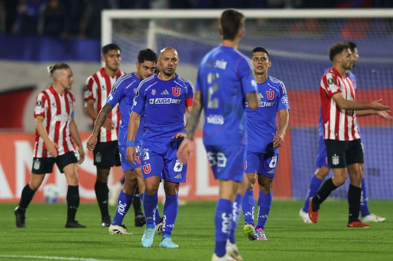 La U ante Estudiantes. Foto: Aton.