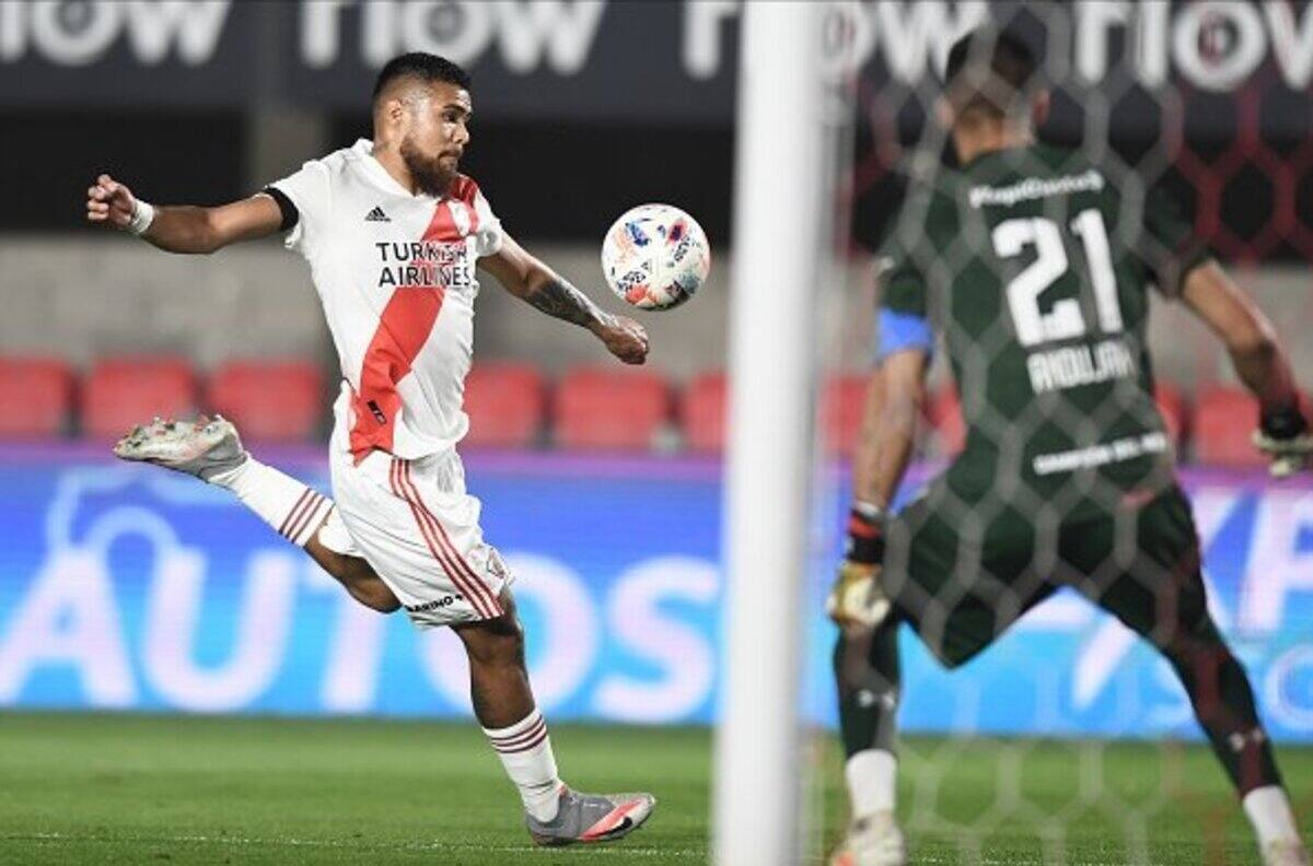 Paulo Díaz se llenó de críticas tras la derrota de River Plate ante Estudiantes de La Plata