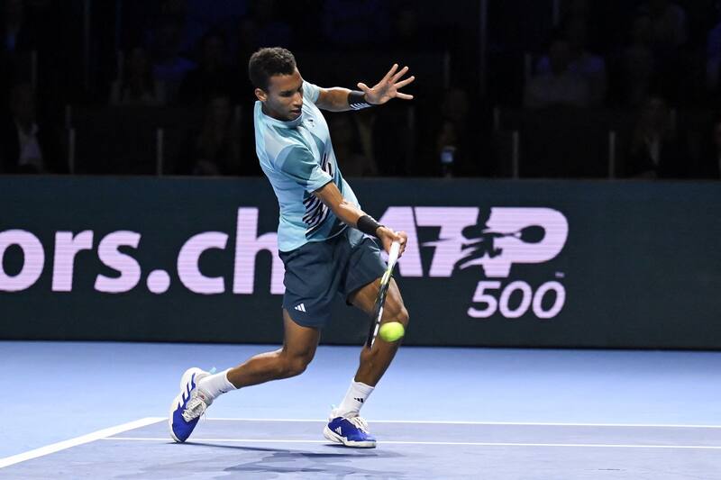 El canadiense está instalado en la final del Masters 1000 de París.