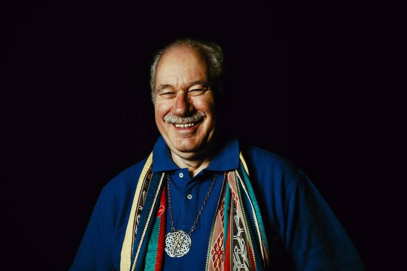 compartió sus predicciones.