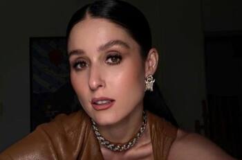 Este es el look que lució Francisca Valenzuela en la Alfombra Negra de la Gala del Día de Muertos de Vogue
