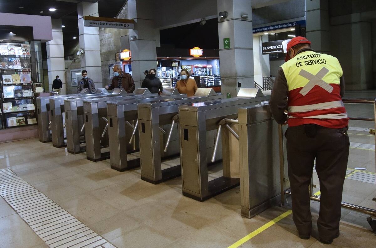 Metro de Santiago: ¿Cuál es el horario de funcionamiento para este domingo 9 de enero?