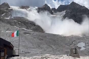 VIDEO | Al menos ocho muertos se han registrado luego del desprendimiento de un glaciar en los Alpes italianos