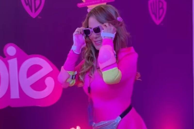 Cathy Barriga y su cuestionada participación en la Avant Premiere de "Barbie".